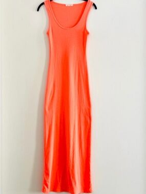 Heart Hips Bodycon Coral Maxi Dress Size L